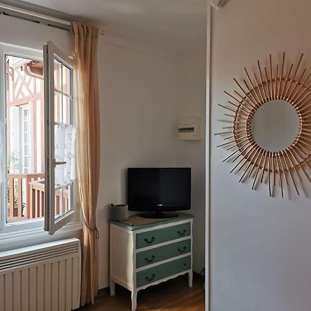 Studio Chic, Hyper Centre, 4 Minutes De La Plage Cabourg Exterior photo